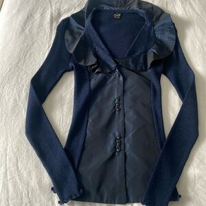 Wool/silk unique blouse made in Italy.